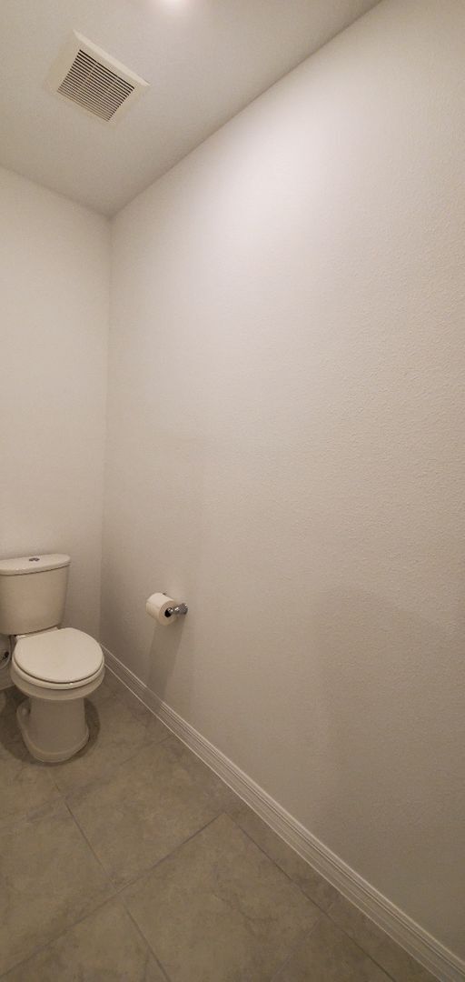 Building Photo - Like New!!! 3-Bedroom, 2-Bathroom in Winte...