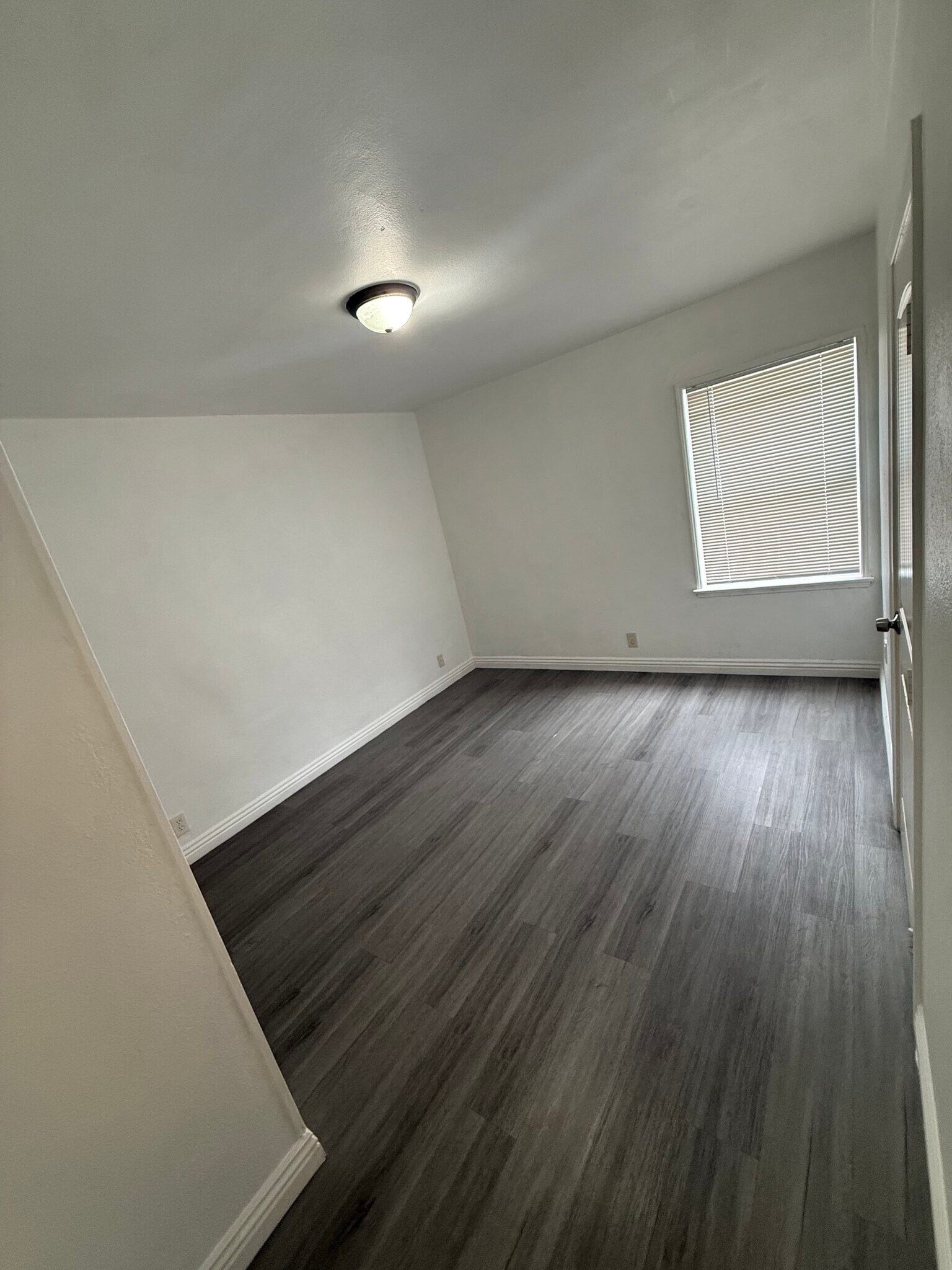 Building Photo - 242 E Del Amo Blvd
