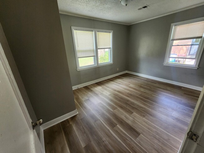 Building Photo - 2067 Blakewood Pl