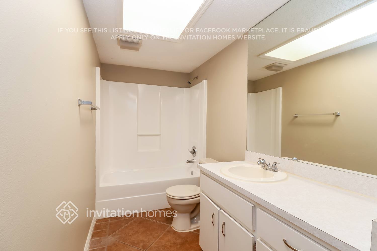 Building Photo - 2301 Beechwood Ct