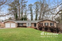 Building Photo - 5480 Ledford Dr