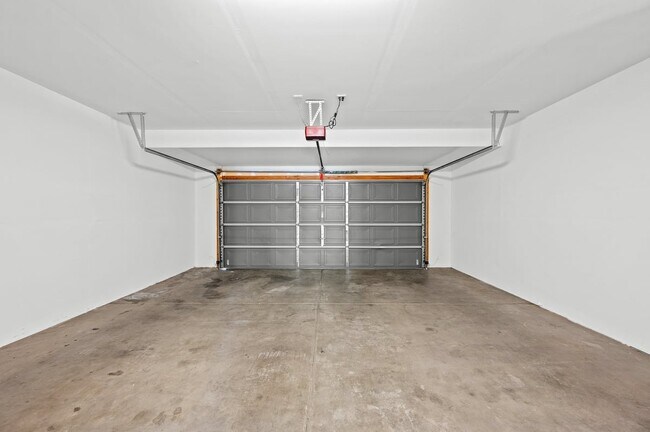 Building Photo - 8254 W Kerr St