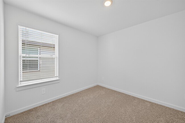 Building Photo - 1703 Stelvio Pass Dr