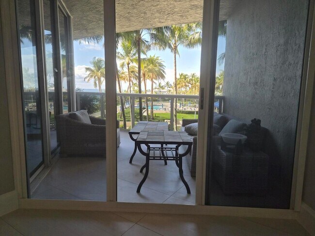 Building Photo - 3200 N Ocean Blvd