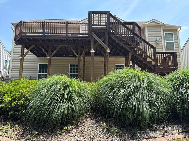 Building Photo - 14702 Brannock Hills Dr