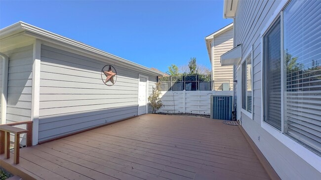 Building Photo - 9923 Farrell Dr