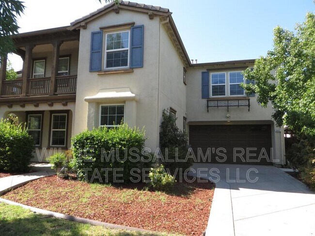 Building Photo - 685 W Rico Way