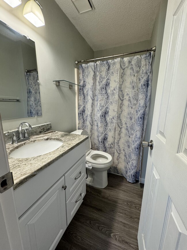 Building Photo - 3467 Waltham Cir