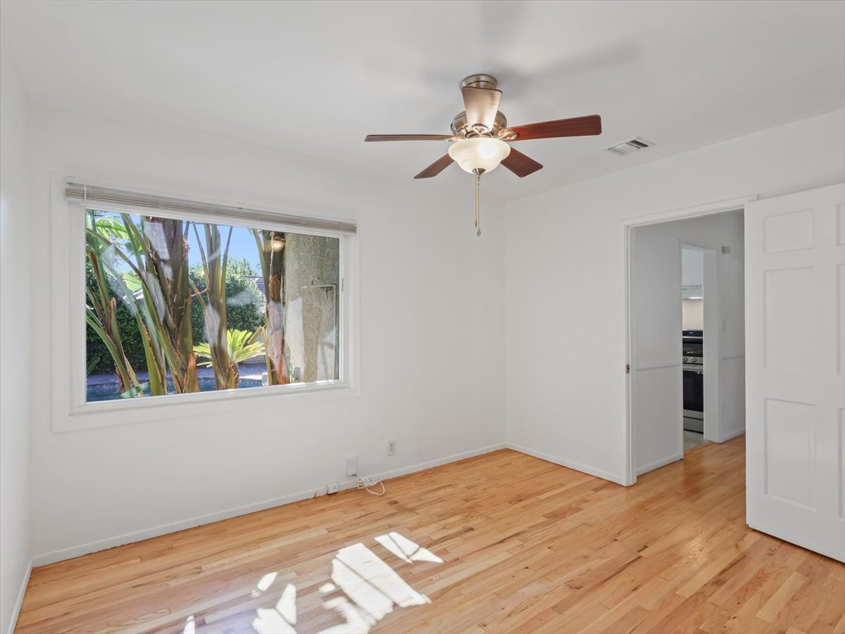 Building Photo - 15460 Sylvan St