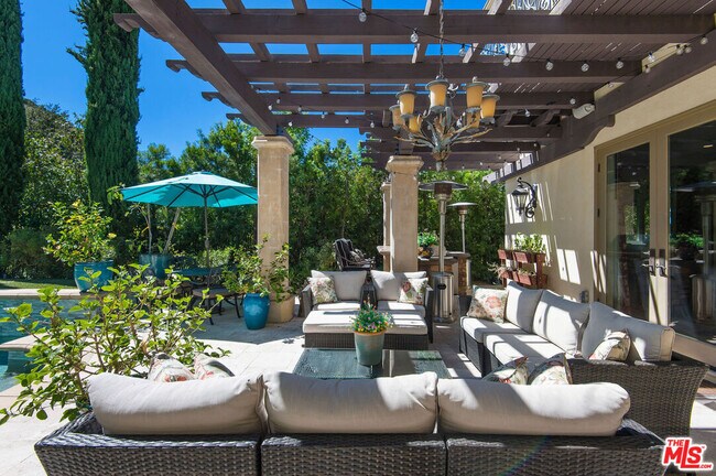 Building Photo - 24908 Bella Vista Dr