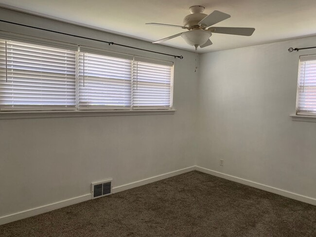 Building Photo - 3BR Ranch in Camp Hill