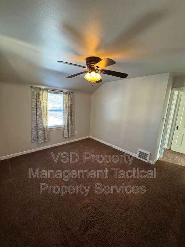 Building Photo - 12930 Havana Rd