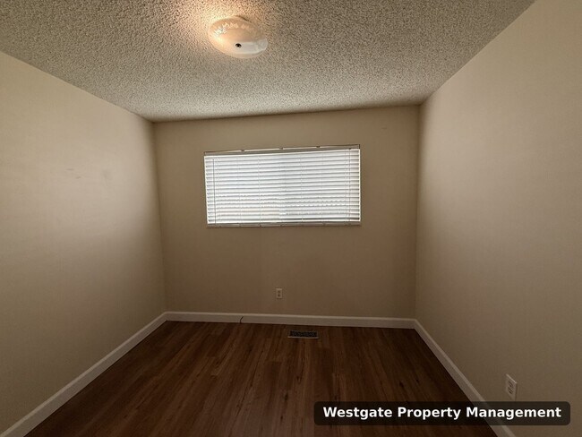 Building Photo - 1729 Kearny St