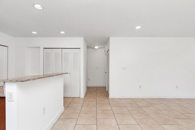 Building Photo - 3525 NW 114th Ln