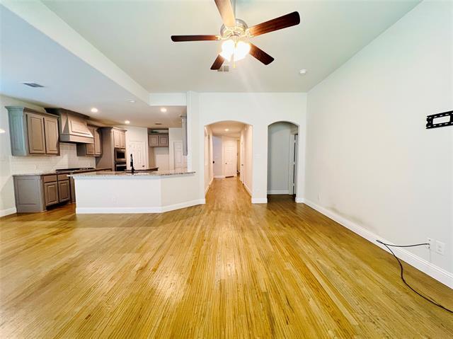 Building Photo - 5644 Salt Springs Dr