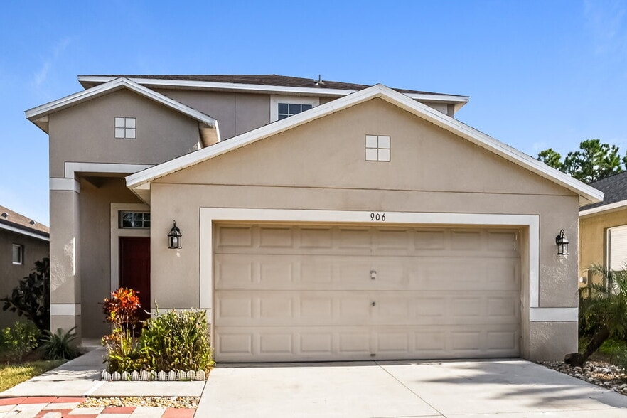 Primary Photo - 906 Windton Oak Dr