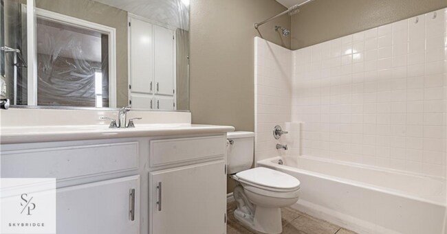 Building Photo - 11352 Renaissance Way
