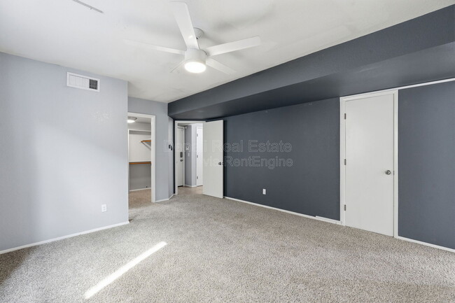 Building Photo - 10008 E Paseo San Ardo