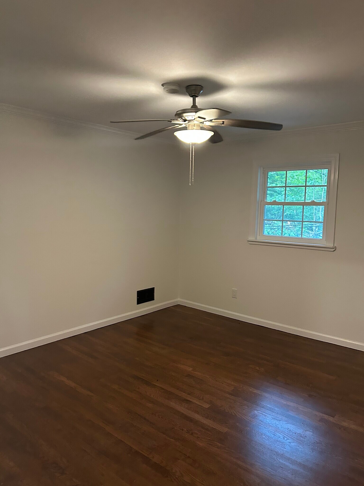 Bedroom #1 - 52 Hammond Rd