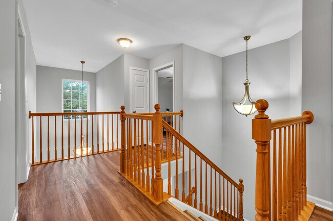 Building Photo - 2513 Simon Dr