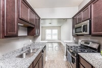 Building Photo - 913 Massachusetts Ave