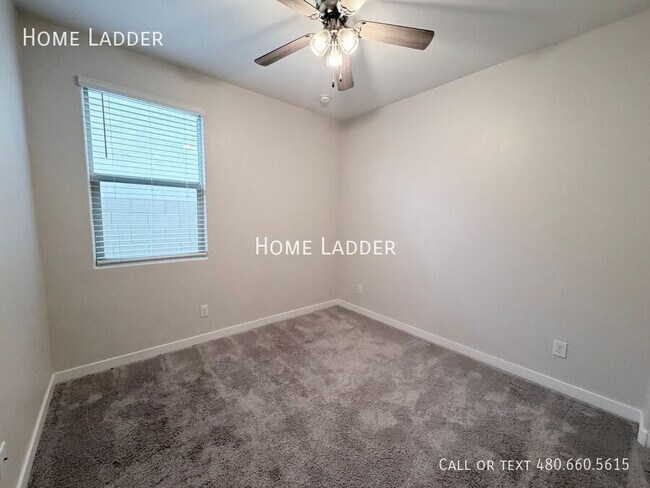 Building Photo - 2881 E 27th Ave