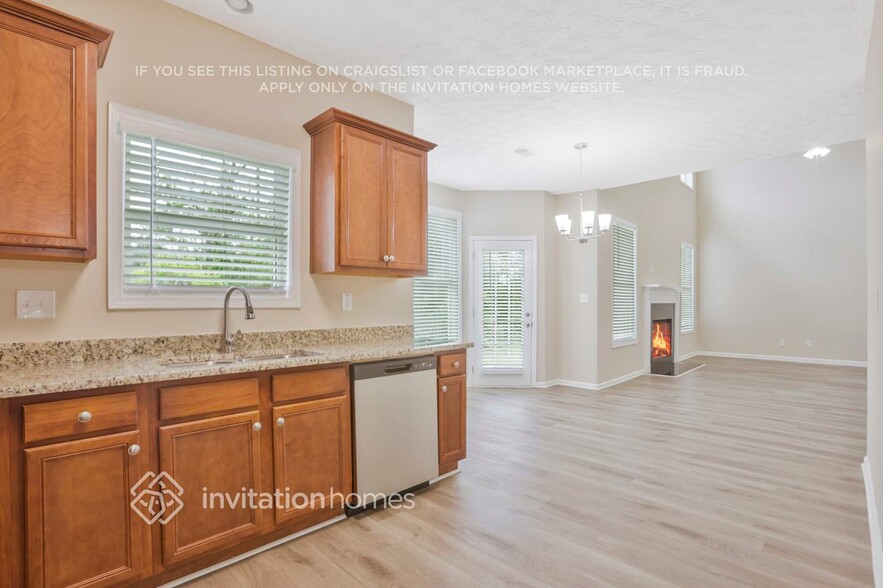 Building Photo - 110 Parkway Dr