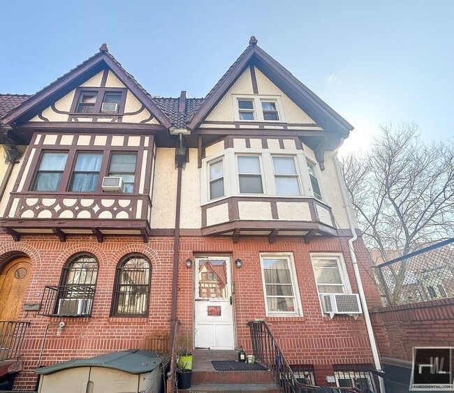 Primary Photo - CHESTER COURT