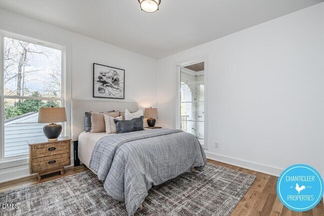 Building Photo - 1407 Sedgefield St