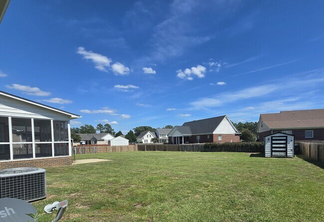 Building Photo - 2815 Prioress Dr