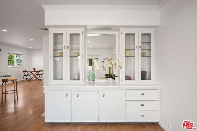 Building Photo - 29500 Heathercliff Rd