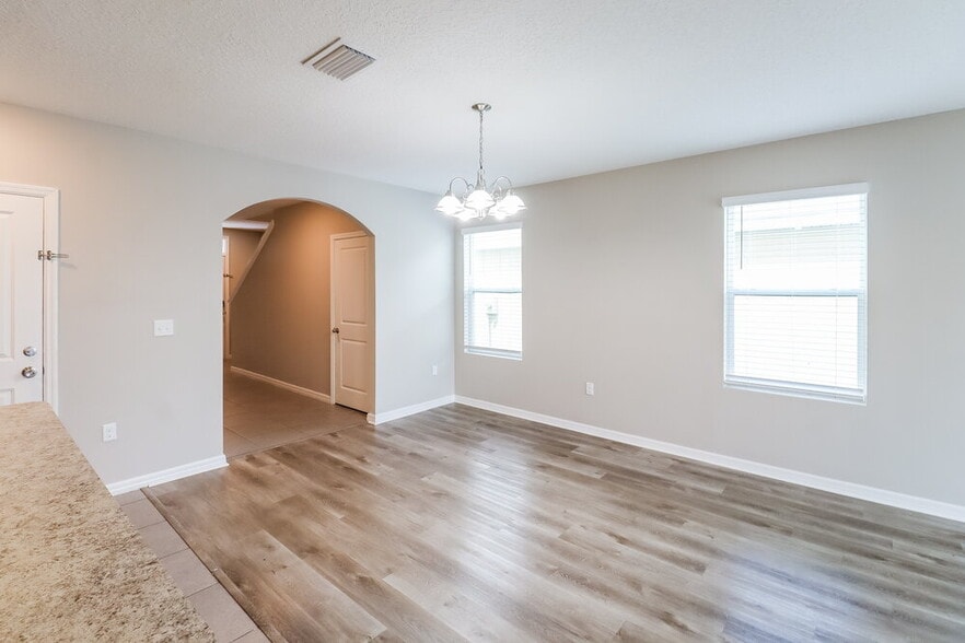 Building Photo - 10226 Geese Trail Cir