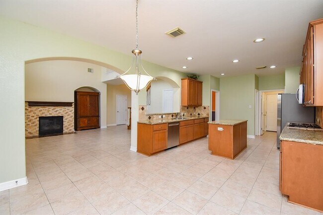 Building Photo - 20907 Avery Cove Ln