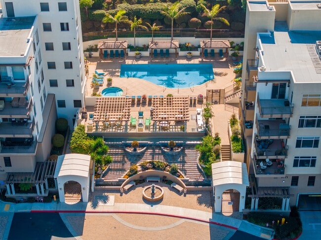 Building Photo - 1019 Costa Pacifica Way