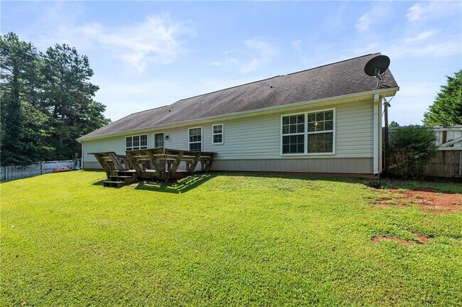 Building Photo - 150 Arbor Gates Dr