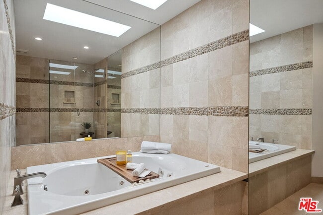 Building Photo - 234 S Tower Dr