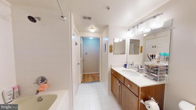 Building Photo - 3835 9th St N