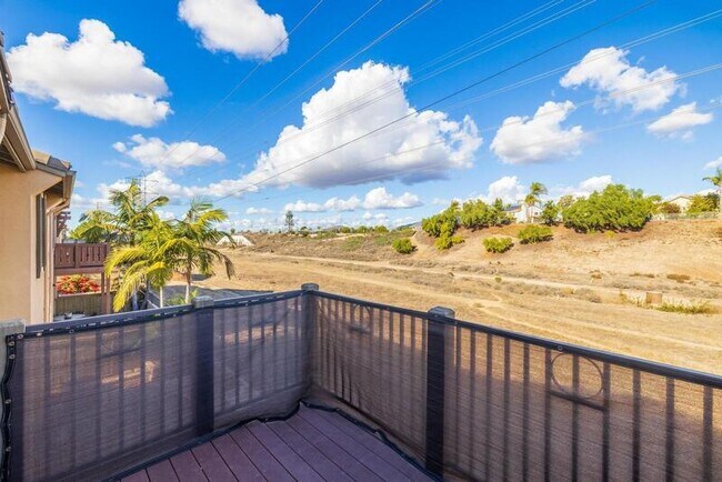 Building Photo - 1423 Caminito Garibay