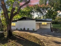 Building Photo - 7043 Carlene Dr