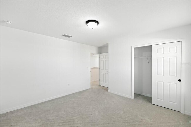 Building Photo - 5926 SW 76th Ct