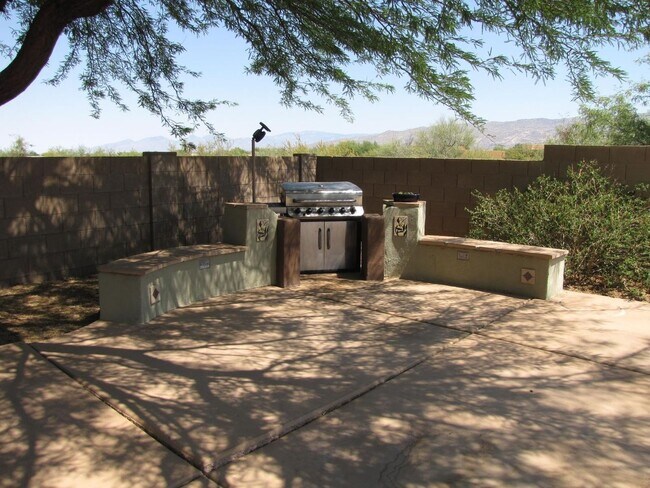 Building Photo - COMING SOON!!! Located in Vail Az  on a premium elevated lot!!