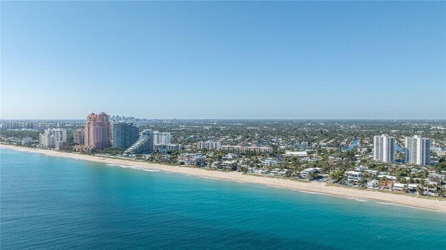 Building Photo - 2715 N Ocean Blvd
