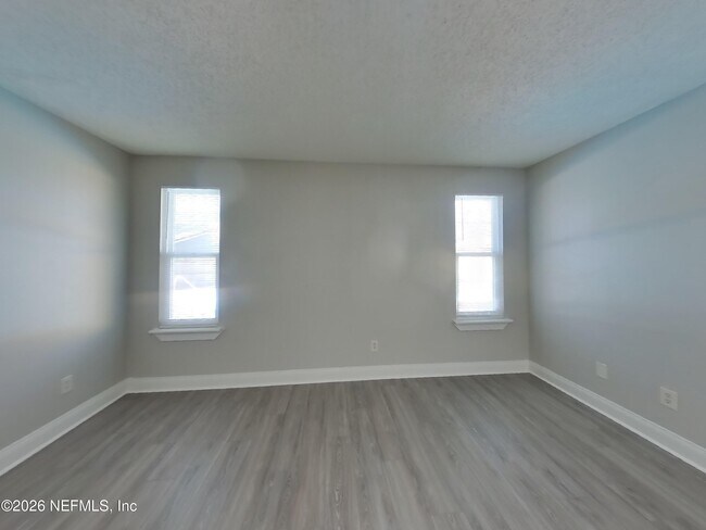 Building Photo - 10868 Trestle Ct