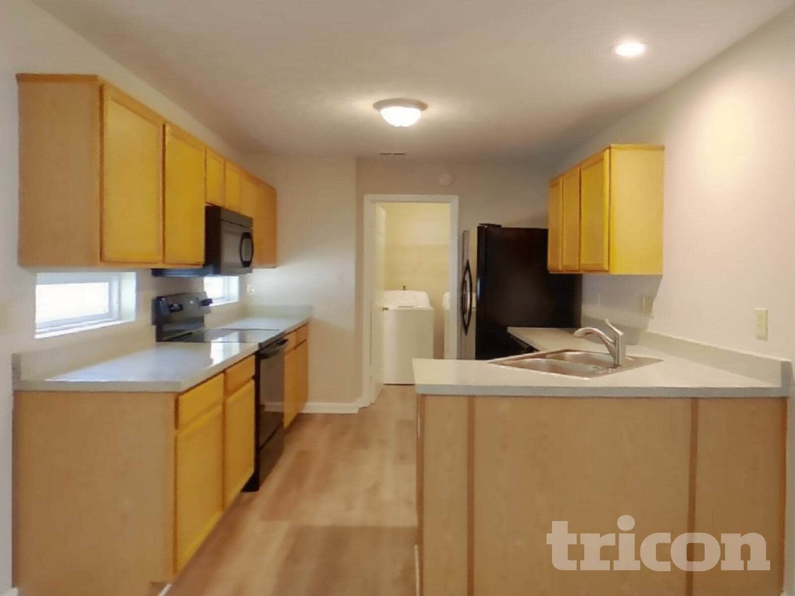 Building Photo - 6674 Largo Ln