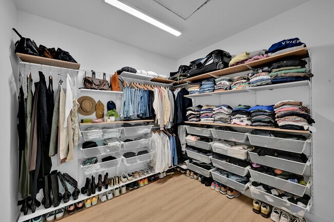 Building Photo - 12554 Nautilus Cir