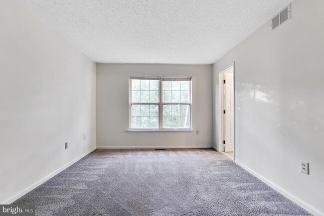 Building Photo - 140 S Barrow Pl