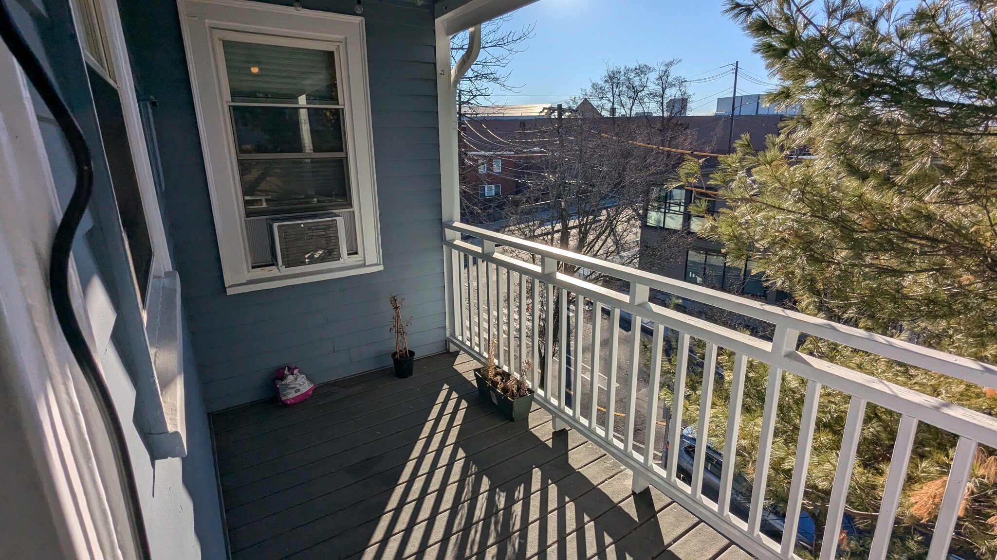 Private Balcony - 279 Washington St