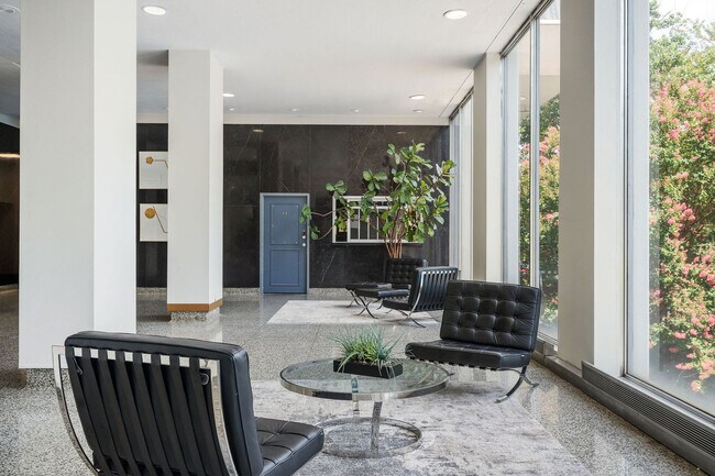 Building Photo - 215 Piedmont Ave NE