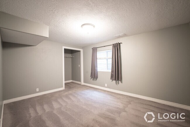 Building Photo - 9385 Tortellini Dr