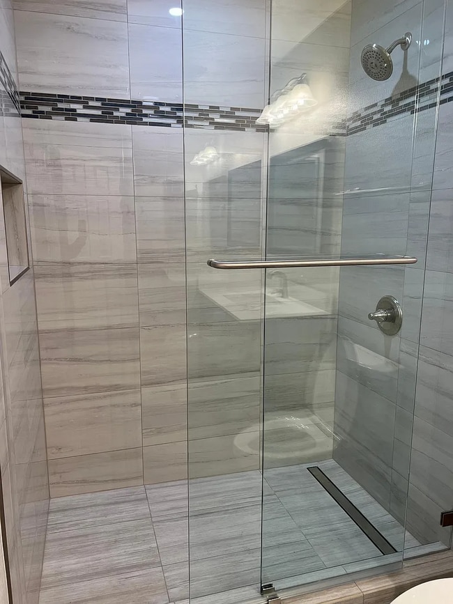 Building Photo - 1bed/1bath condo with patio.